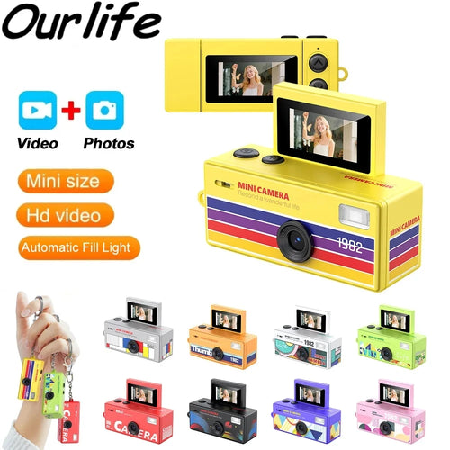 Retro Mini Digital Camera Keychain