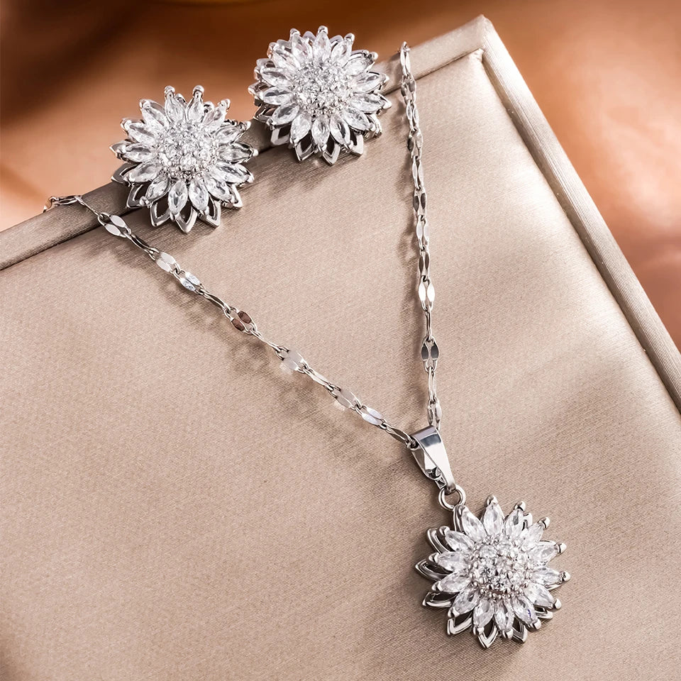 Kinetic Spinning Flower Necklace – Zircon Pendant